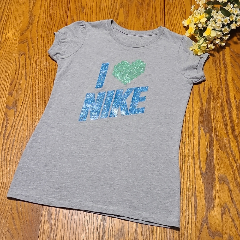 Nike Kids Gray Tee with Blue and Green Design - Girl's XL